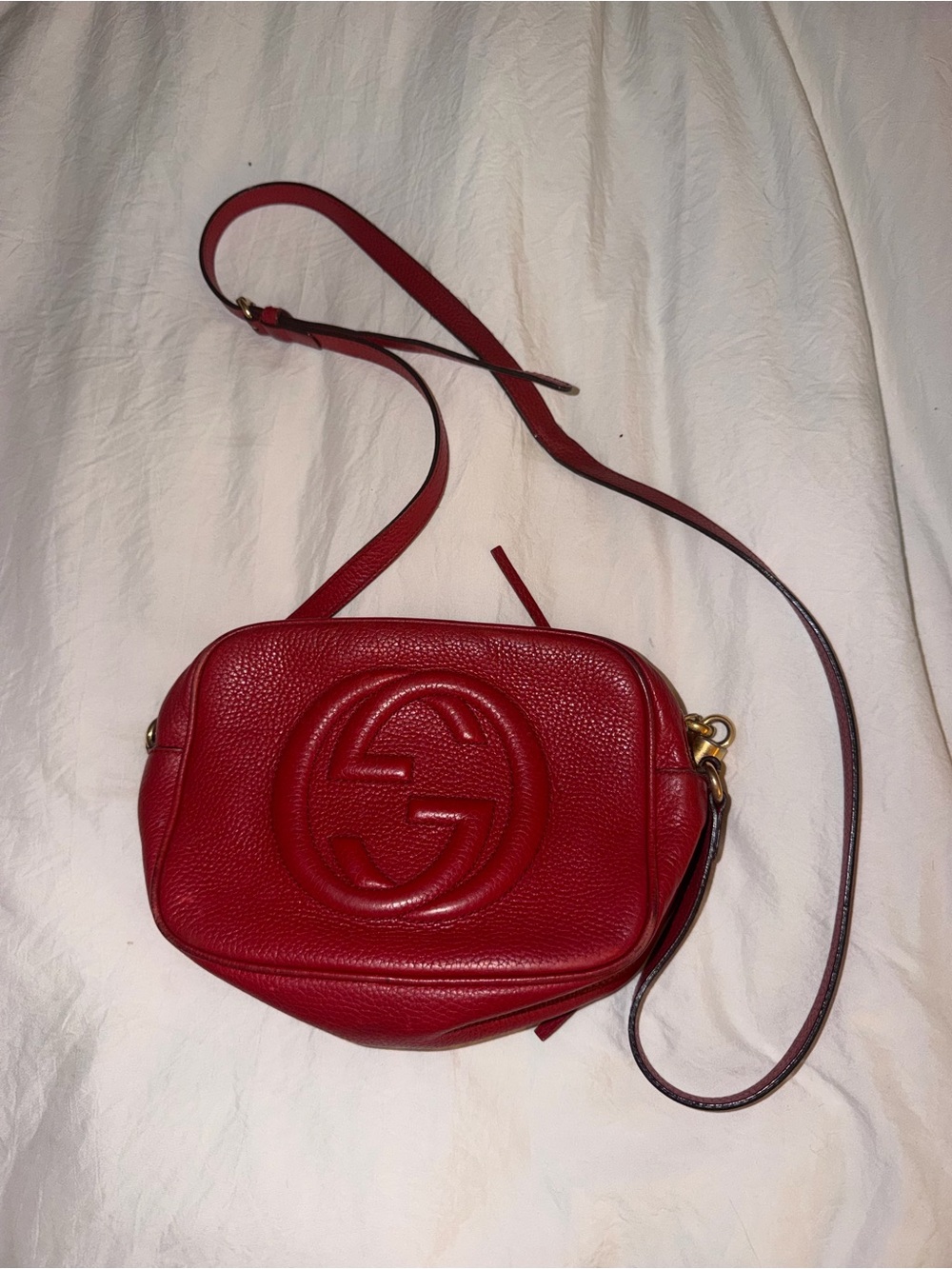Authentic Gucci Soho Disco Crossbody Bag Red Pebbled Leather